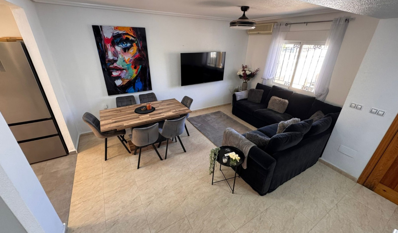 Herverkoop - Stadshuis - Dehesa de Campoamor - Campoamor