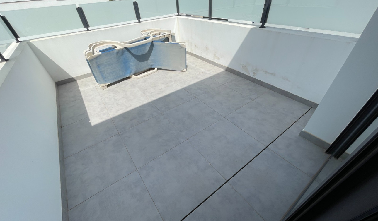 Herverkoop - Stadshuis - Dolores - Alicante