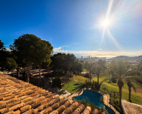 Herverkoop - Stadshuis - Finestrat - Golf Bahia