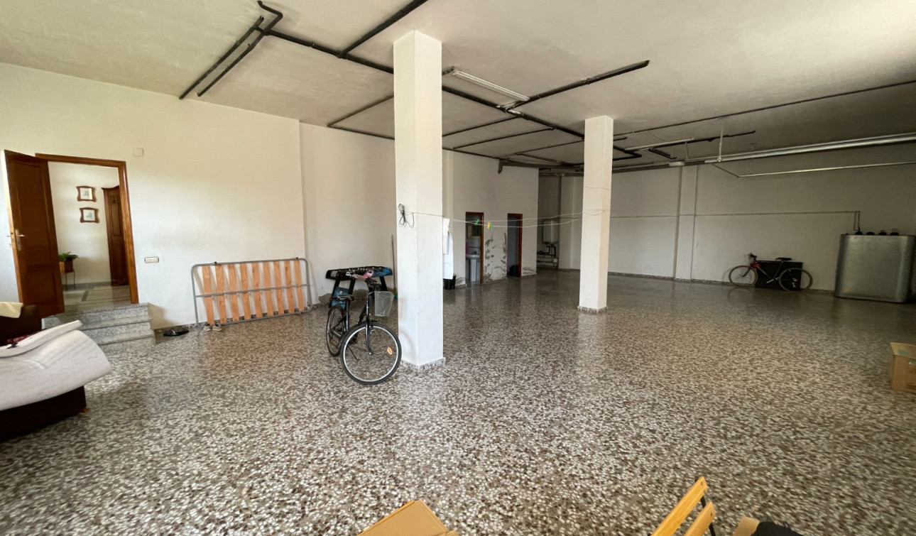 Herverkoop - Stadshuis - Formentera del Segura - Formentera de Segura