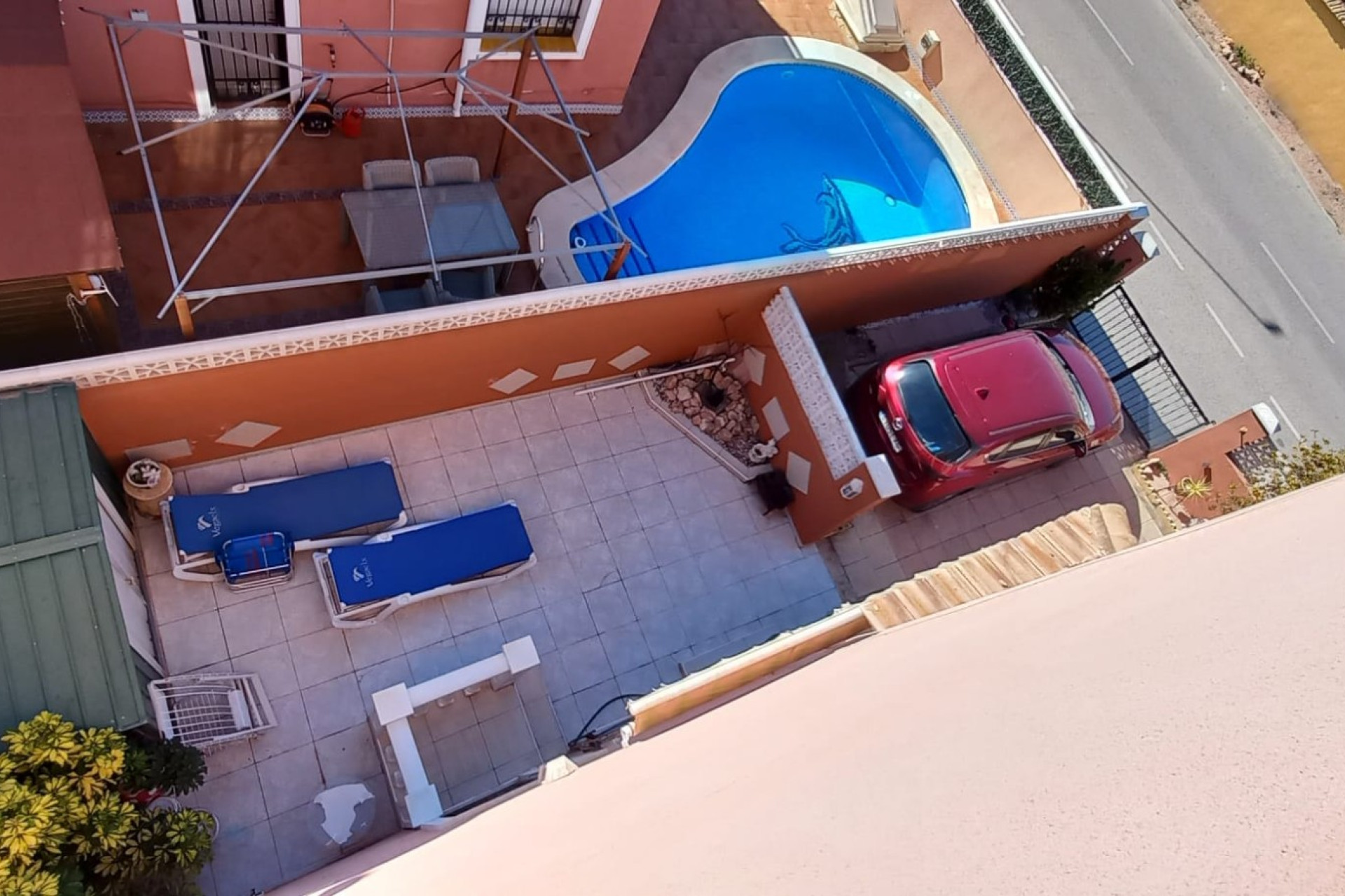 Herverkoop - Stadshuis - Los Montesinos - La Herrada