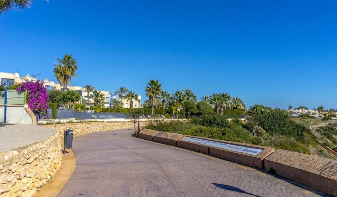 Herverkoop - Stadshuis - Orihuela Costa - Aguamarina