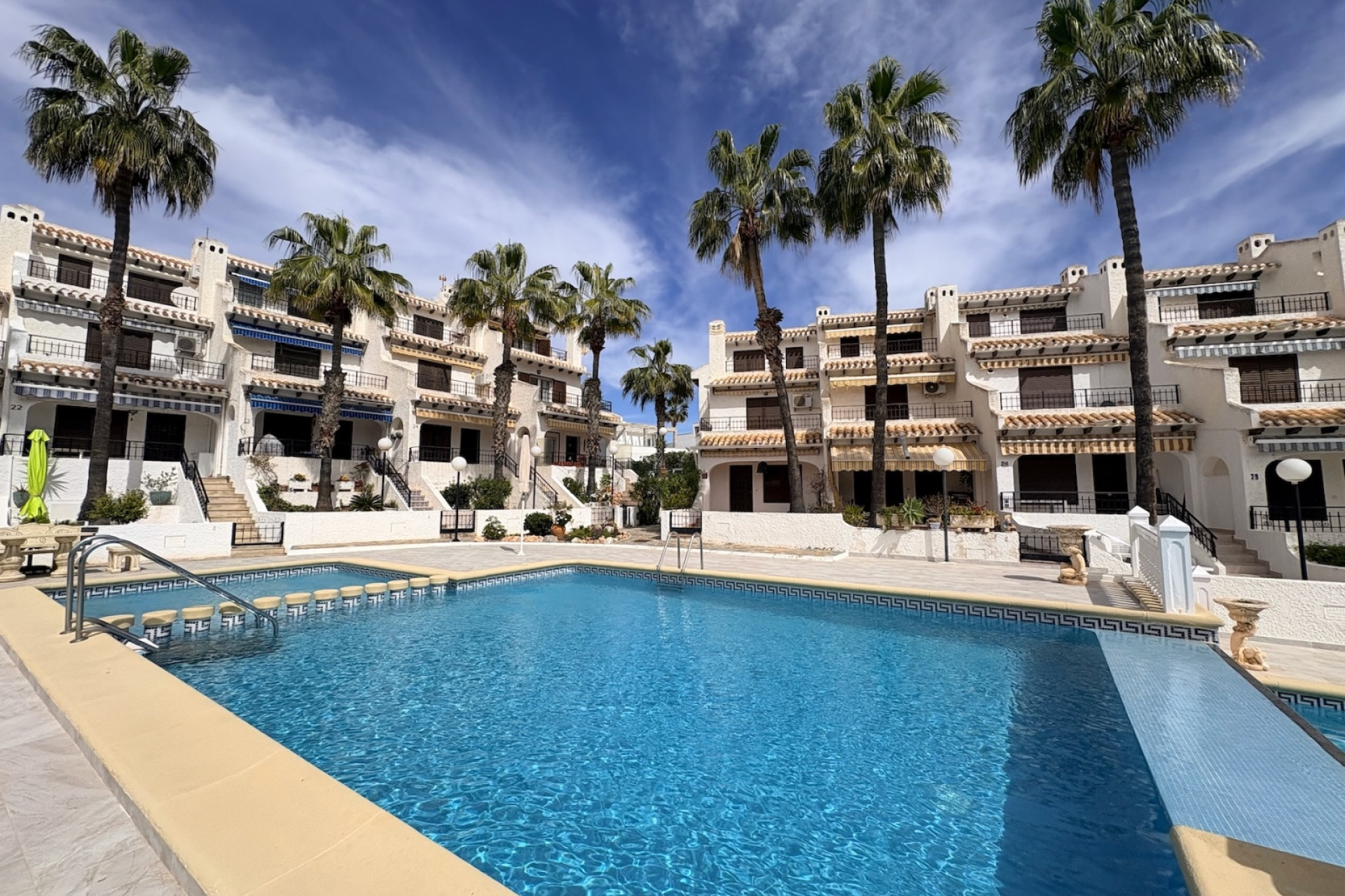 Herverkoop - Stadshuis - Orihuela Costa - Cabo Roig