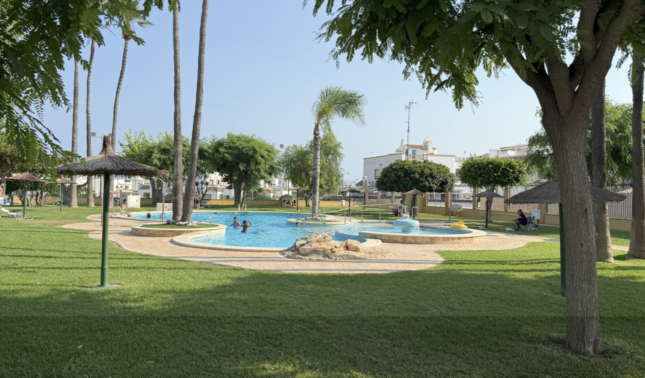 Herverkoop - Stadshuis - Orihuela Costa - La Zenia