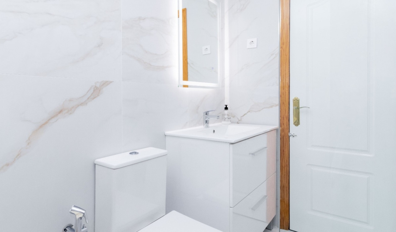 Herverkoop - Stadshuis - Orihuela Costa - La Zenia