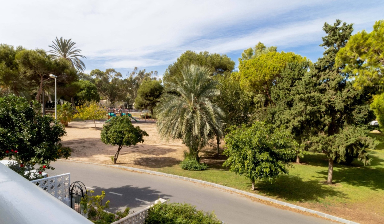 Herverkoop - Stadshuis - Orihuela Costa - La Zenia