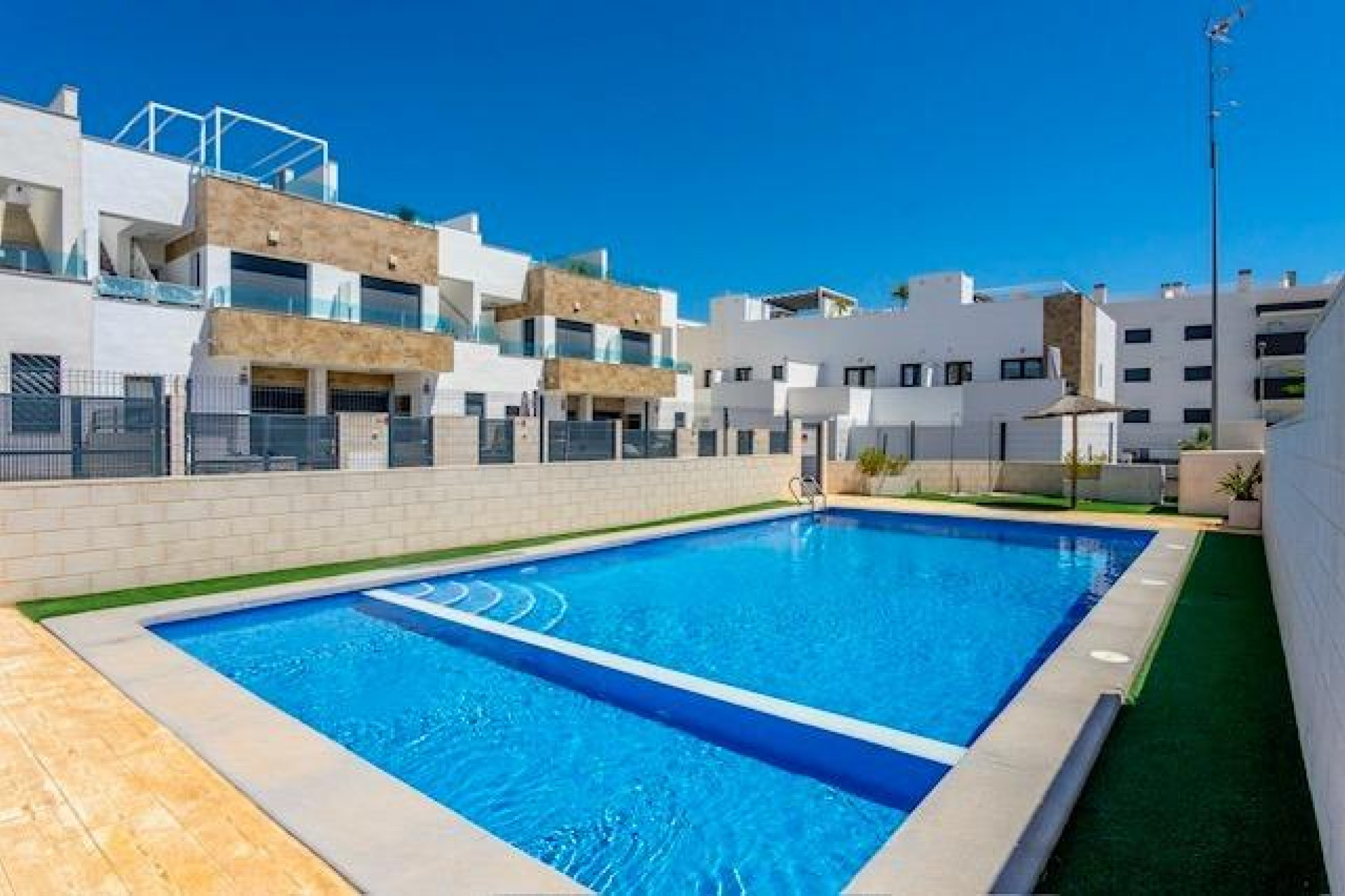 Herverkoop - Stadshuis - Orihuela Costa - Las Filipinas
