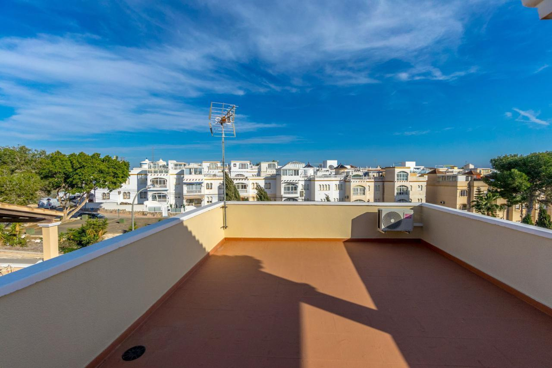 Herverkoop - Stadshuis - Orihuela Costa - Las Filipinas