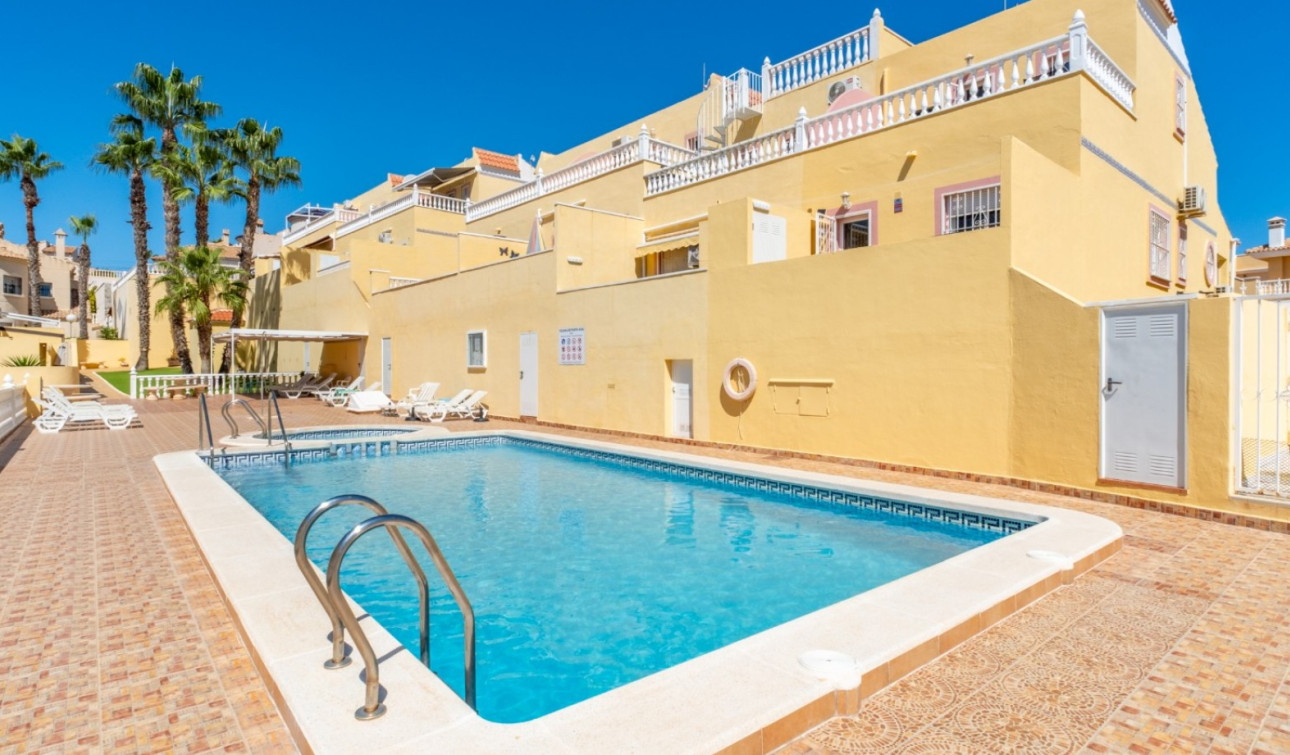 Herverkoop - Stadshuis - Orihuela Costa - Las Filipinas