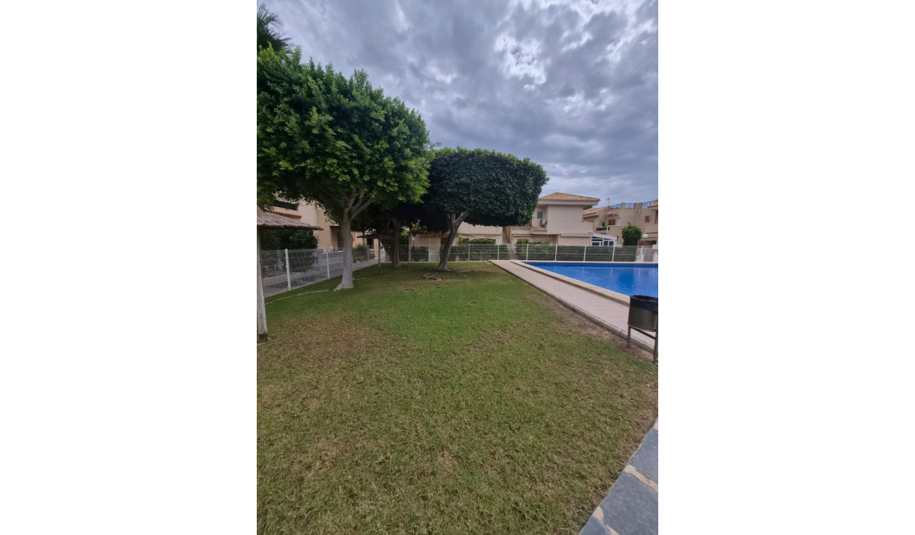 Herverkoop - Stadshuis - Orihuela Costa - Playa Flamenca