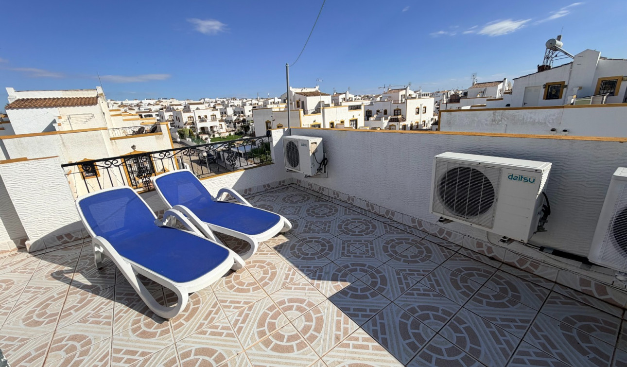 Herverkoop - Stadshuis - Orihuela - Entre Naranjos