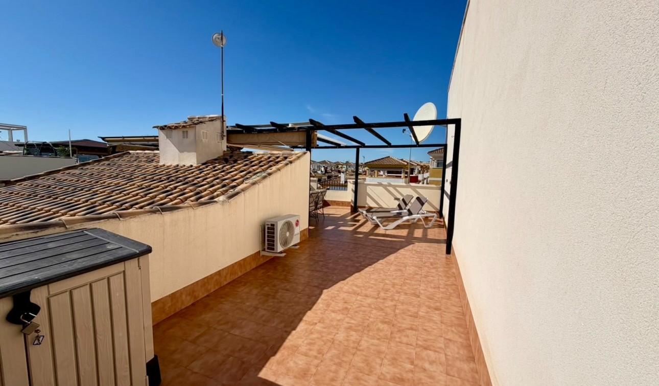 Herverkoop - Stadshuis - Orihuela - Entre Naranjos