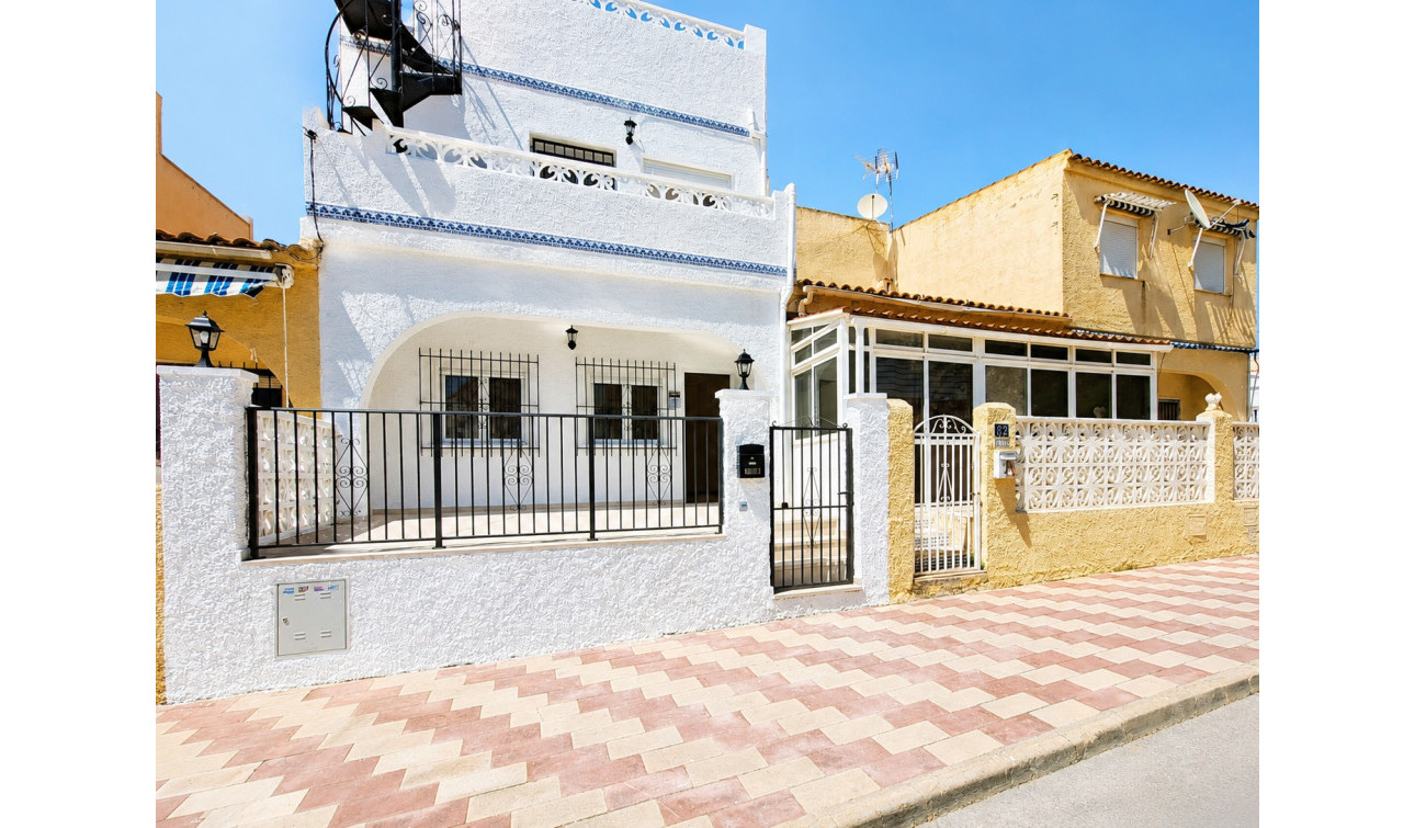 Herverkoop - Stadshuis - San Fulgencio - La Marina
