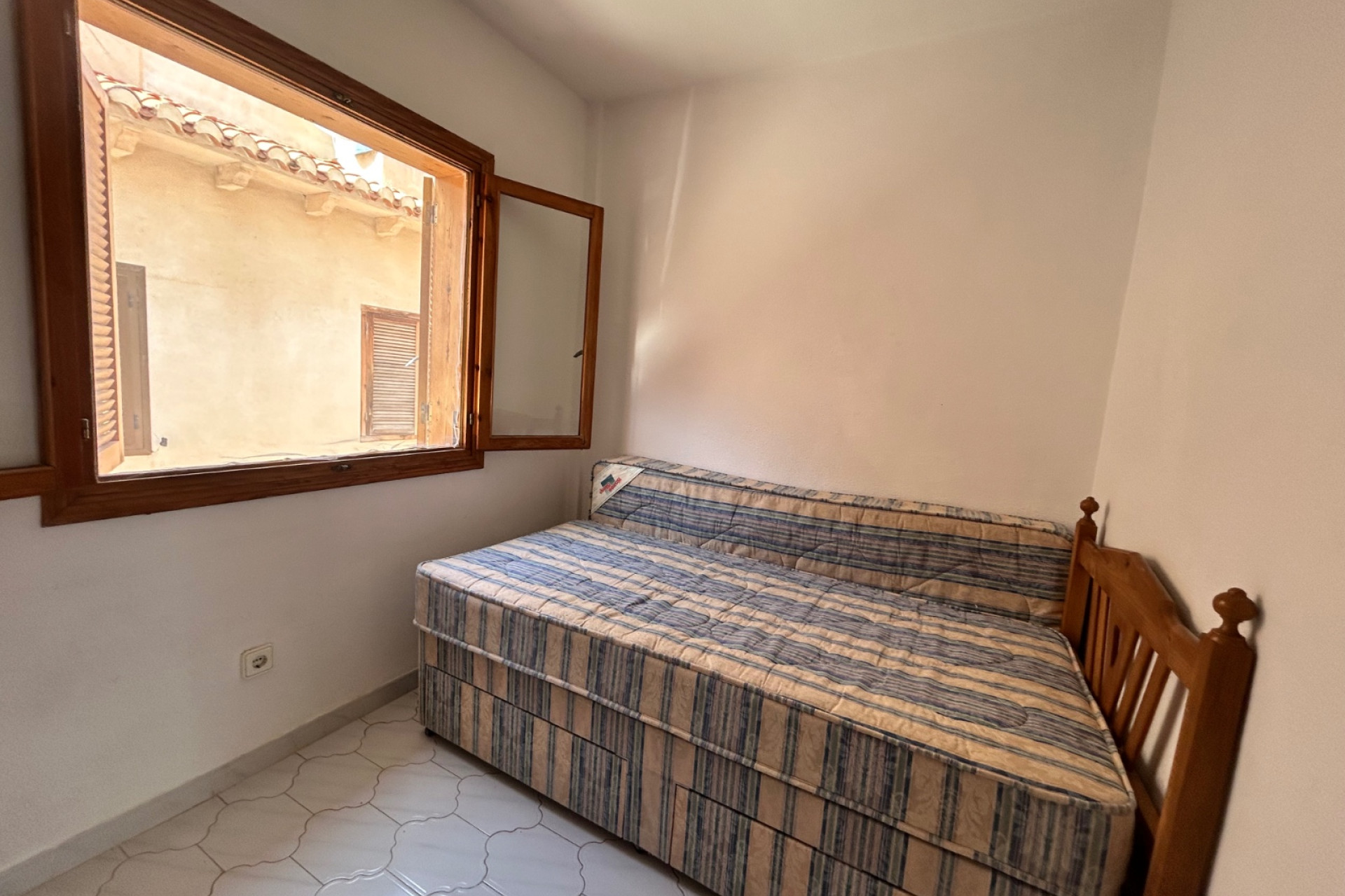 Herverkoop - Stadshuis - Torrevieja - El Chaparral