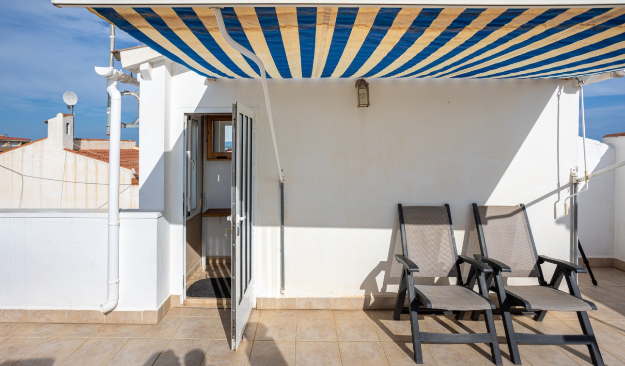 Herverkoop - Stadshuis - Torrevieja - La Siesta