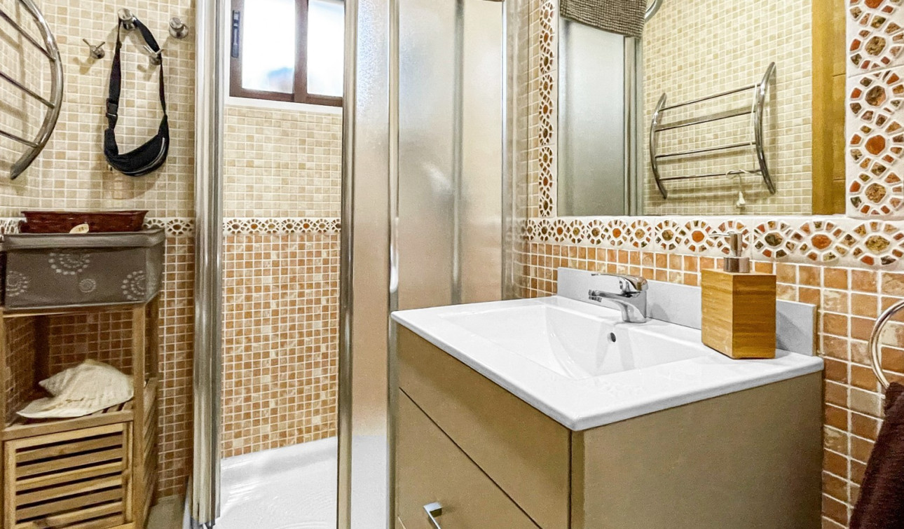 Herverkoop - Stadshuis - Torrevieja - Los Balcones - Los Altos del Edén