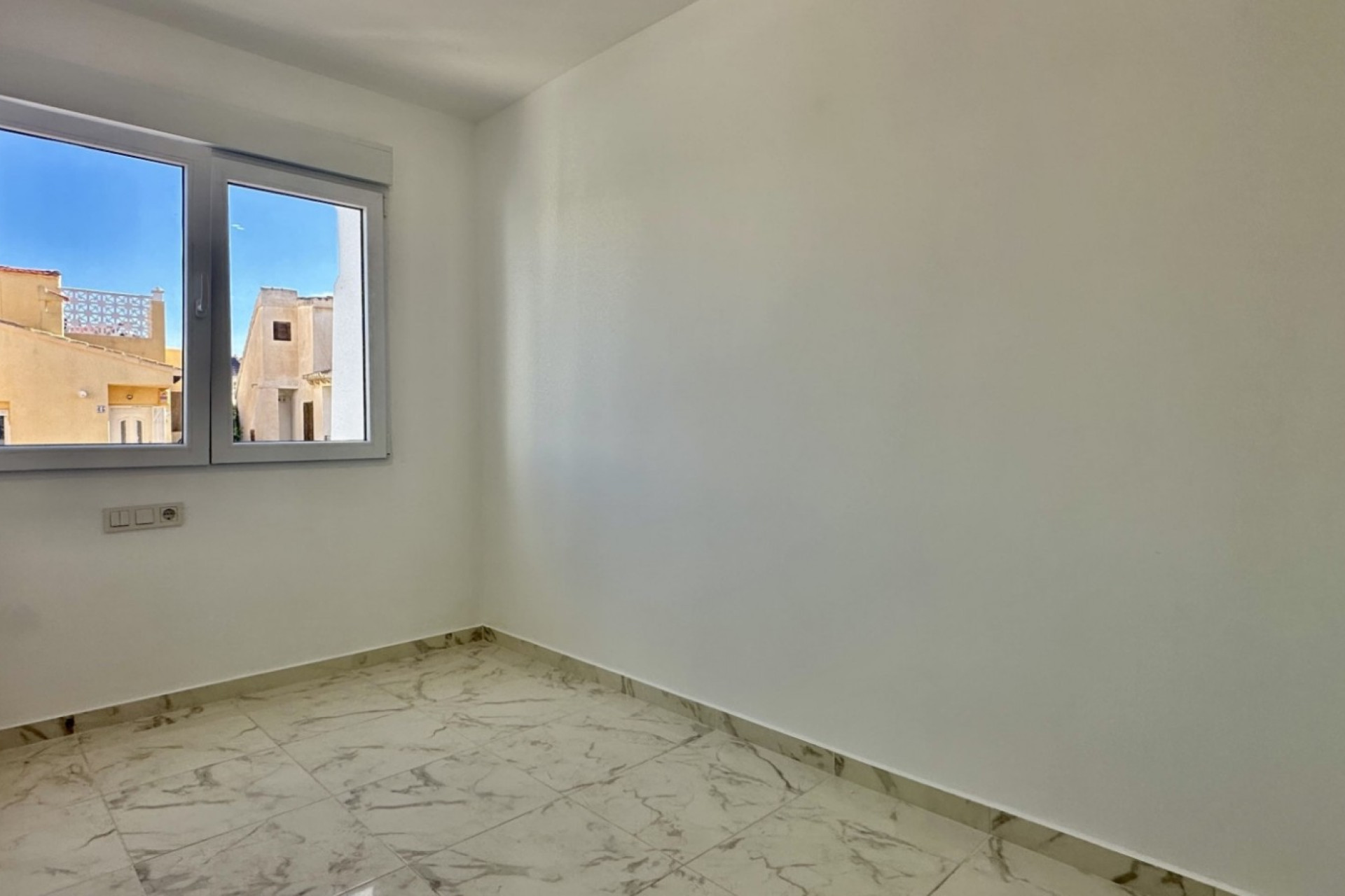 Herverkoop - Stadshuis - Torrevieja - Los Balcones - Los Altos del Edén