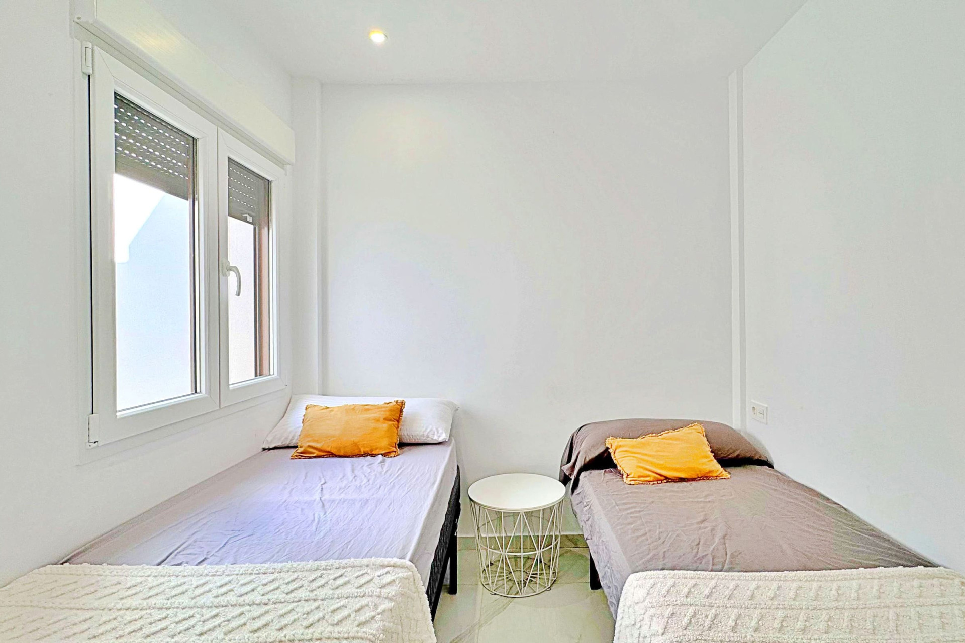 Herverkoop - Stadshuis - Torrevieja - Los Balcones