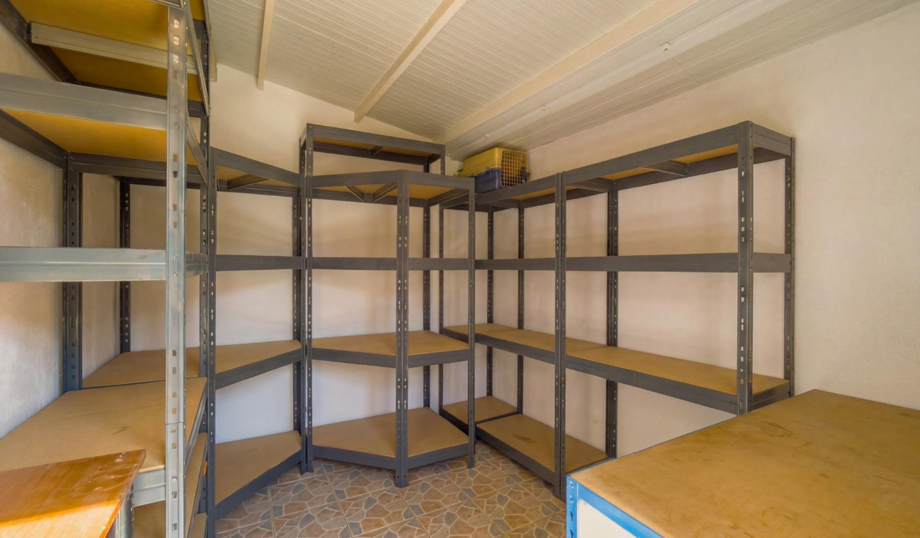 Herverkoop - Stadshuis - Torrevieja - Nueva Torrevieja
