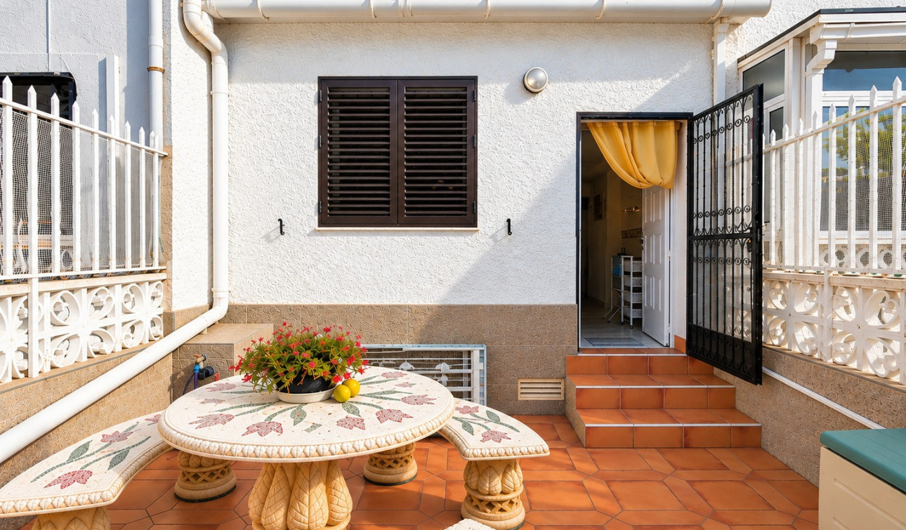 Herverkoop - Stadshuis - Torrevieja - Nueva Torrevieja