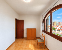 Herverkoop - Stadshuis - Torrevieja - Nueva Torrevieja