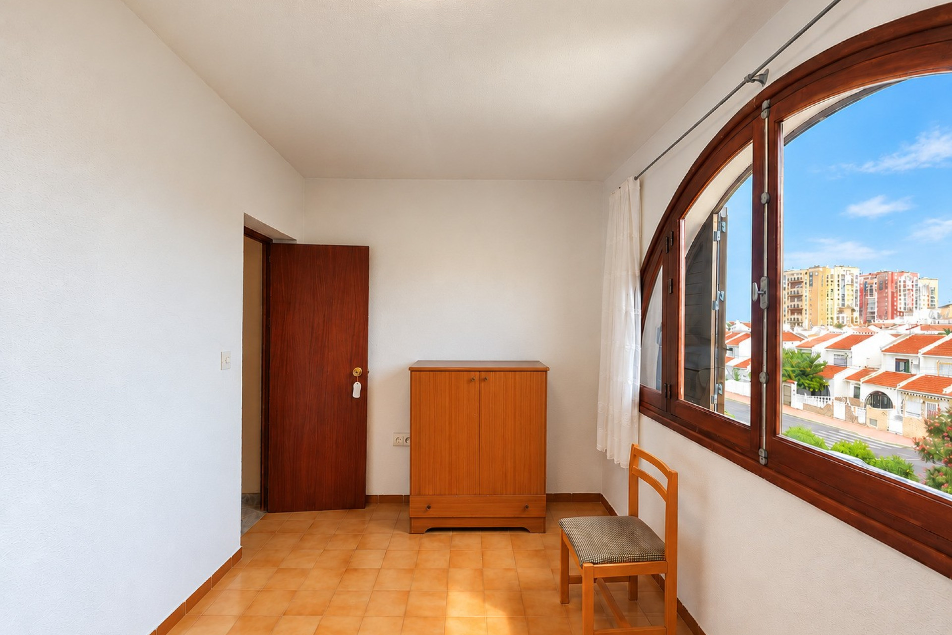 Herverkoop - Stadshuis - Torrevieja - Nueva Torrevieja