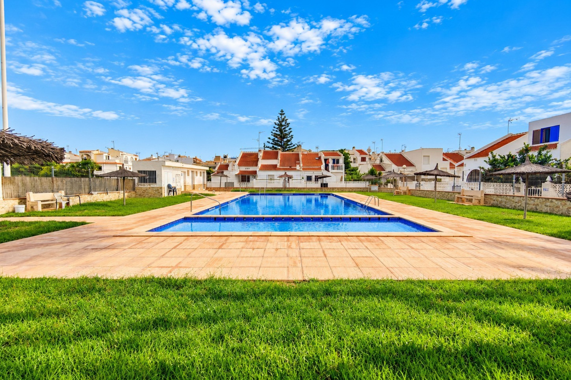 Herverkoop - Stadshuis - Torrevieja - Nueva Torrevieja