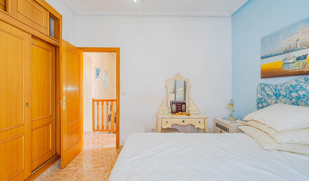 Herverkoop - Stadshuis - Torrevieja - Punta Prima