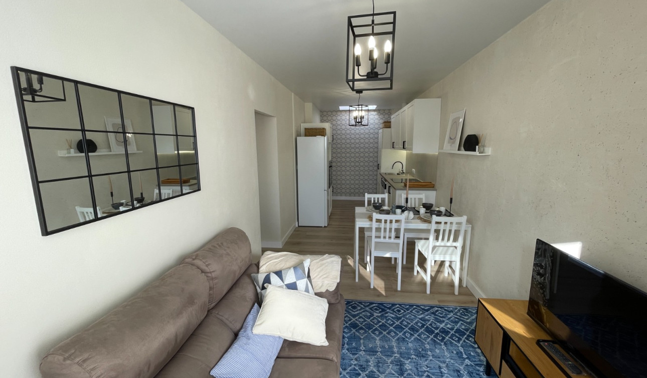 Herverkoop - Stadshuis - Torrevieja - Torretas