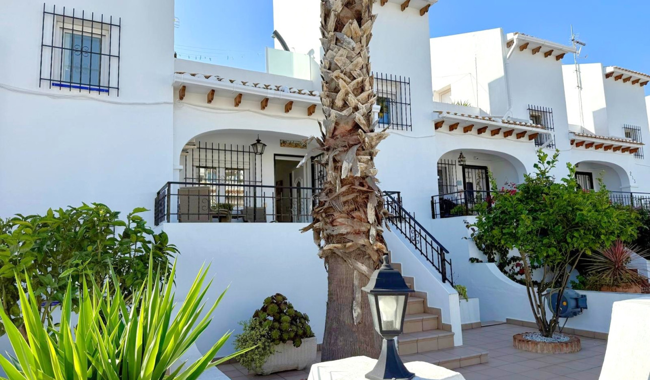 Herverkoop - Stadshuis - Villamartín