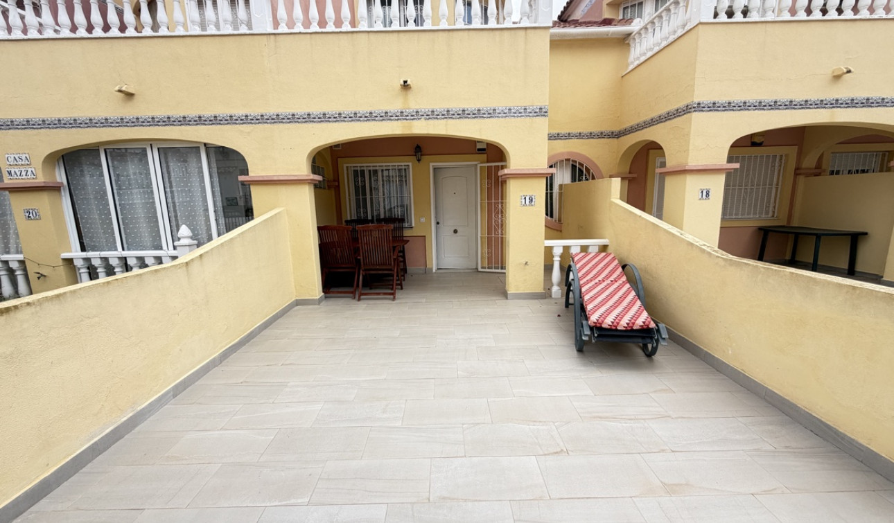 Herverkoop - Stadshuis - Villamartín
