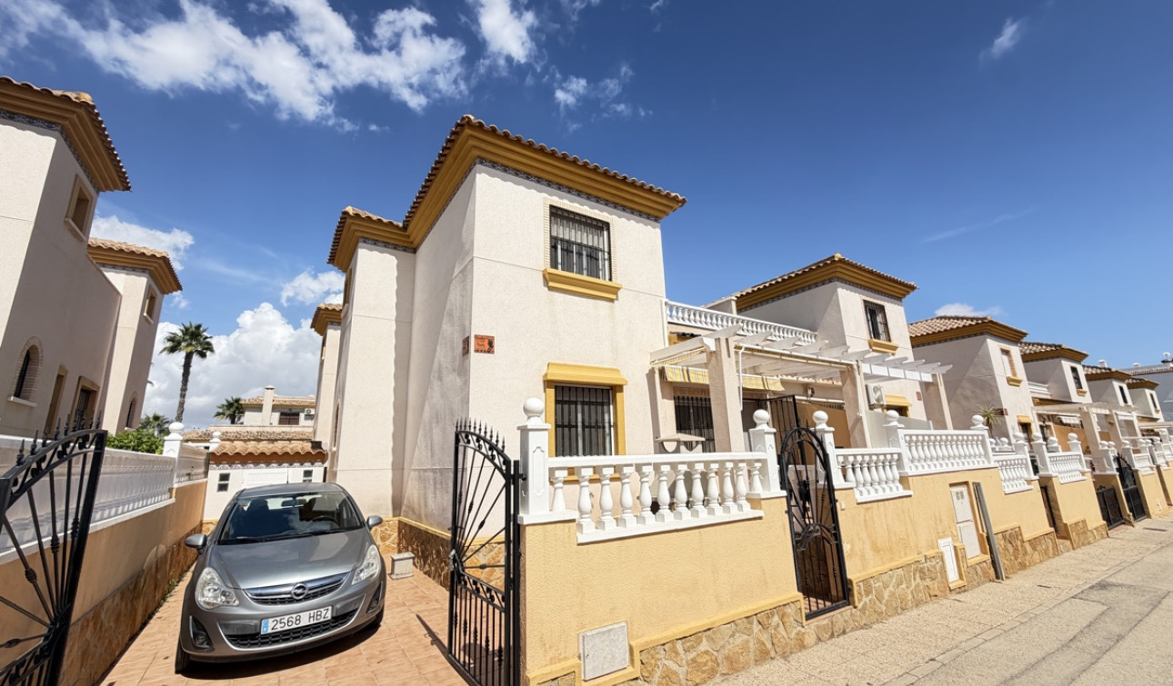 Herverkoop - Stadshuis - Villamartín