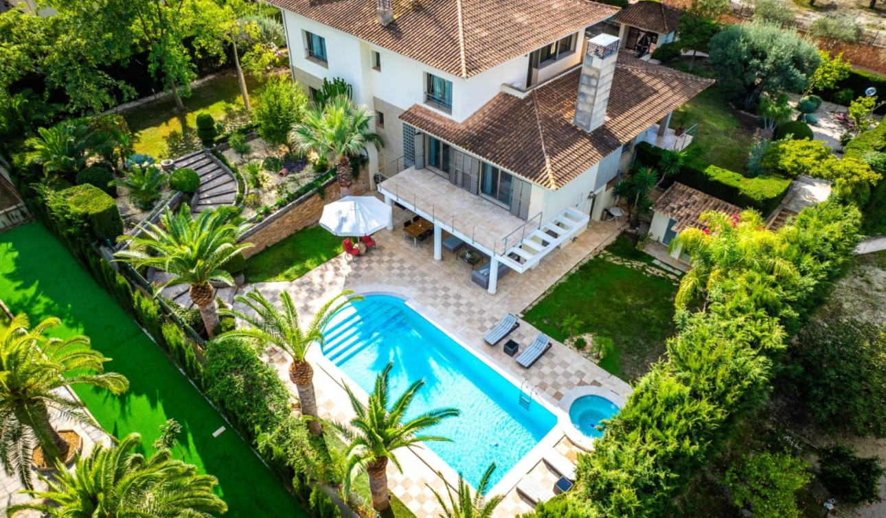 Herverkoop - Vrijstaande villa - Alcayna