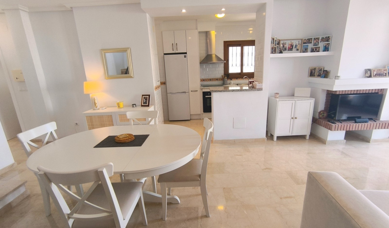 Herverkoop - Vrijstaande villa - Algorfa