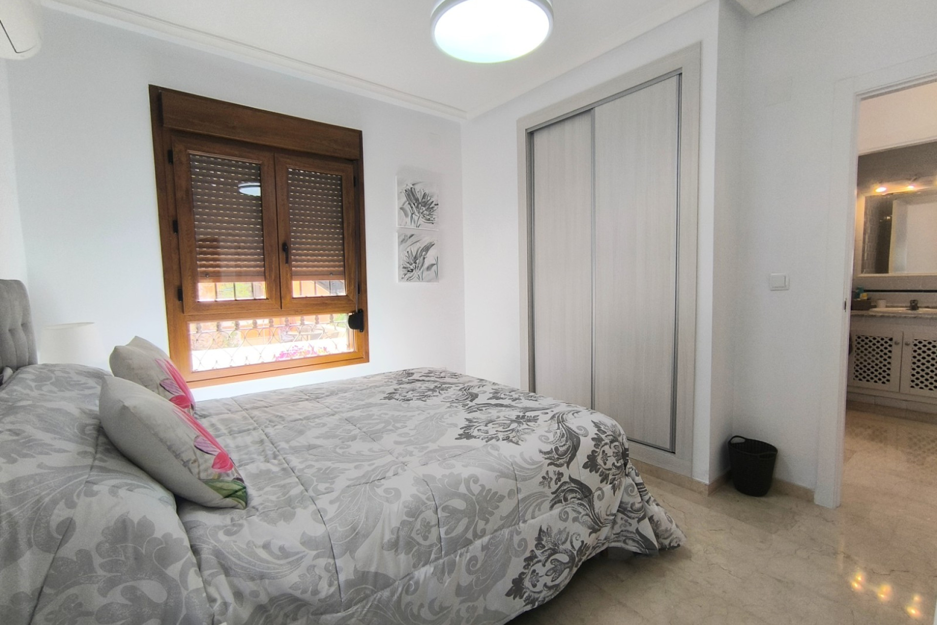 Herverkoop - Vrijstaande villa - Algorfa