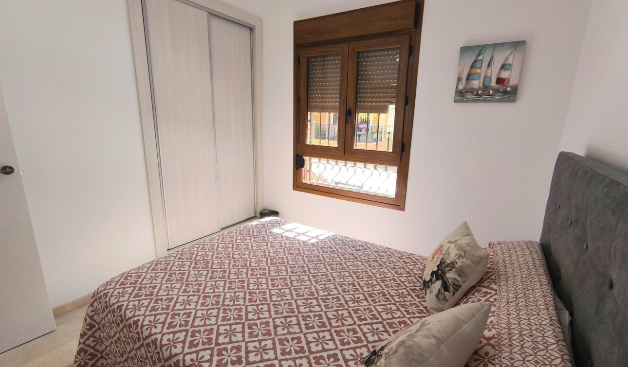 Herverkoop - Vrijstaande villa - Algorfa