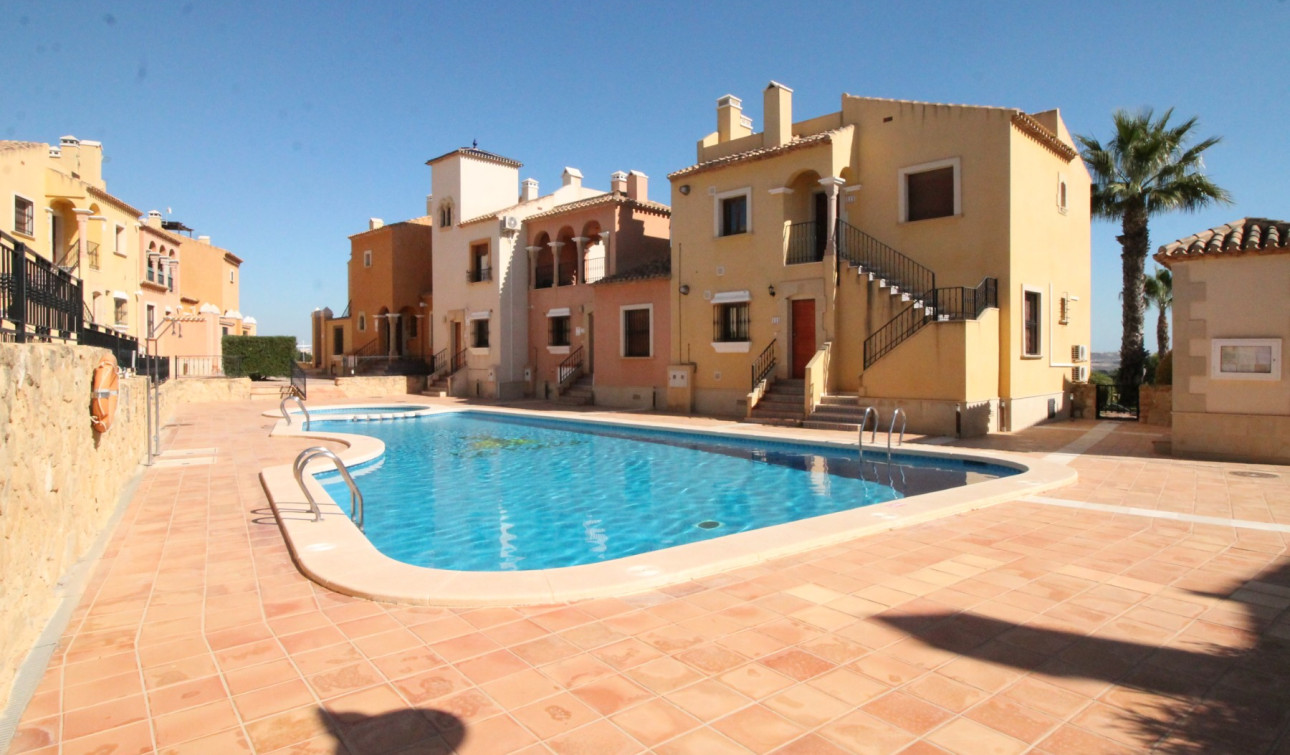 Herverkoop - Vrijstaande villa - Algorfa