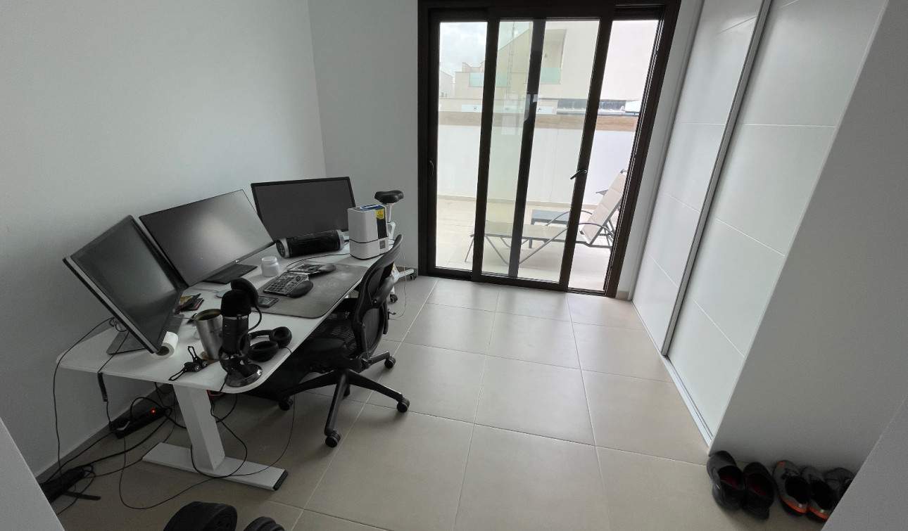 Herverkoop - Vrijstaande villa - Benijofar