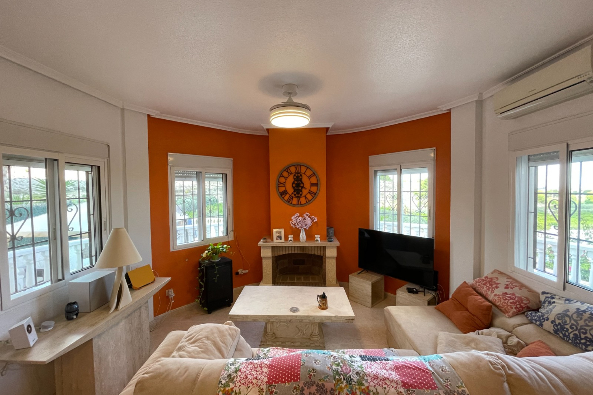 Herverkoop - Vrijstaande villa - Bigastro