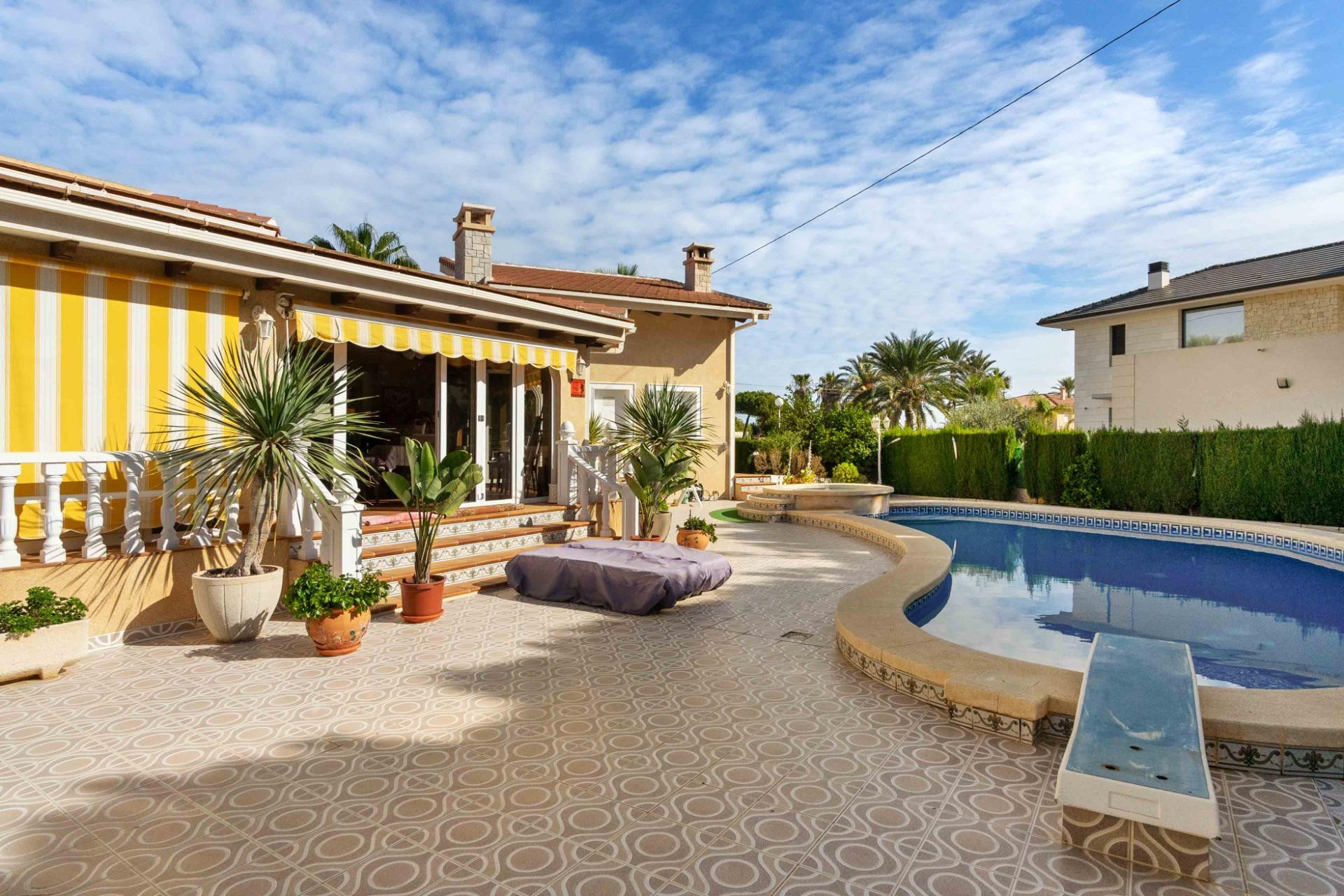 Herverkoop - Vrijstaande villa - Cabo Roig - MUY CERCA DE LA PLAYA