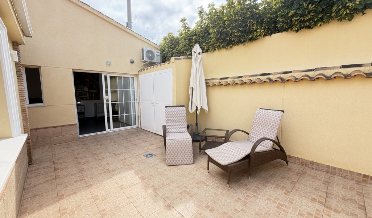 Herverkoop - Vrijstaande villa - Cabo Roig
