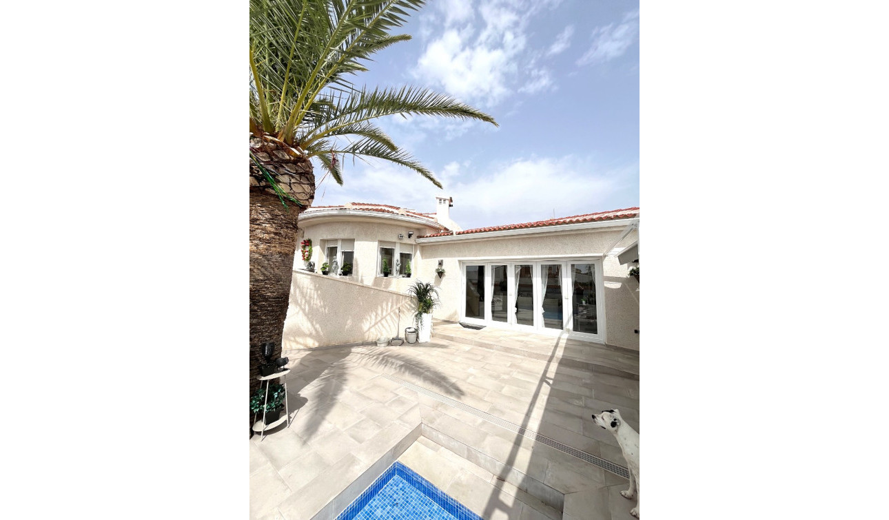 Herverkoop - Vrijstaande villa - Ciudad Quesada - Central Quesada