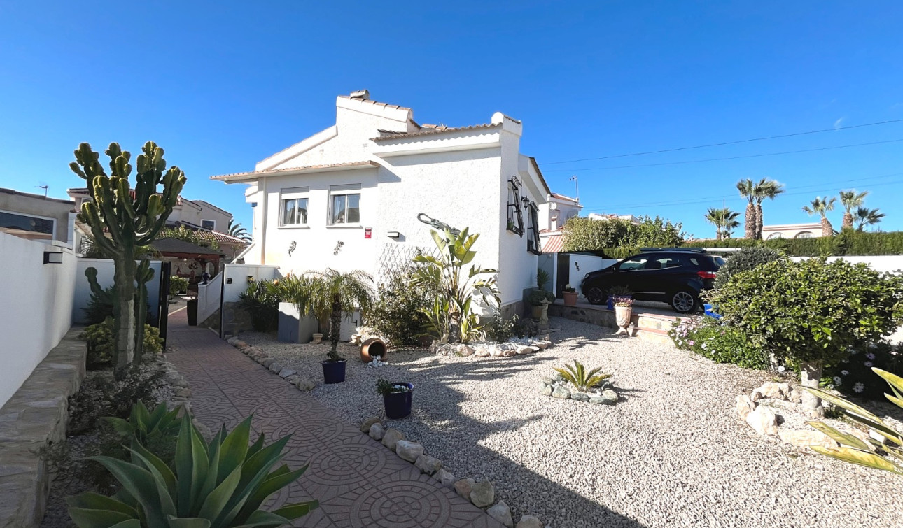 Herverkoop - Vrijstaande villa - Ciudad Quesada - Central Quesada