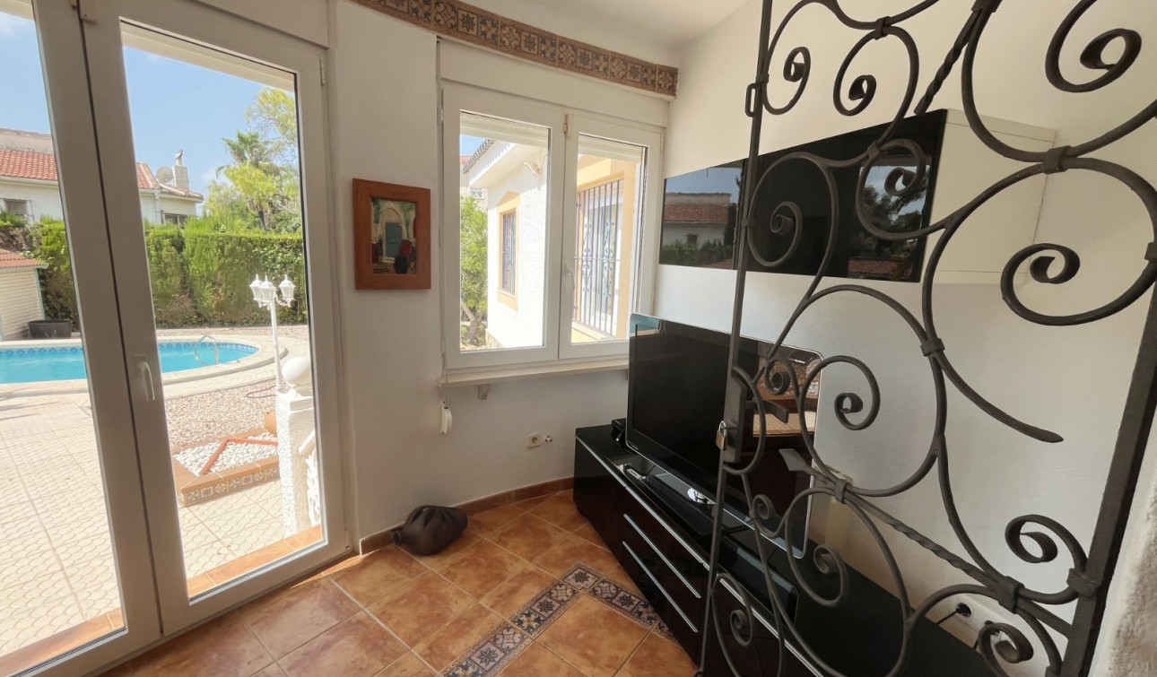 Herverkoop - Vrijstaande villa - Ciudad Quesada - Central Quesada