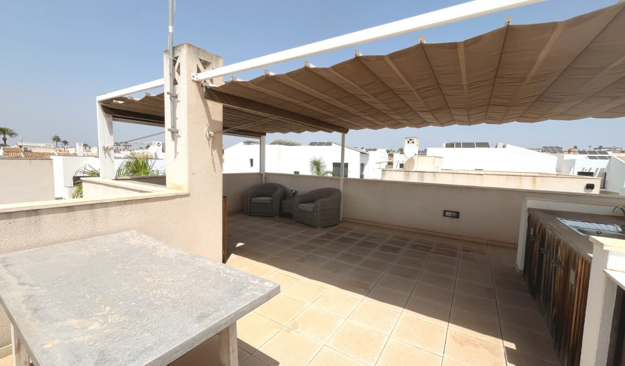 Herverkoop - Vrijstaande villa - Ciudad Quesada - Pueblo Bravo