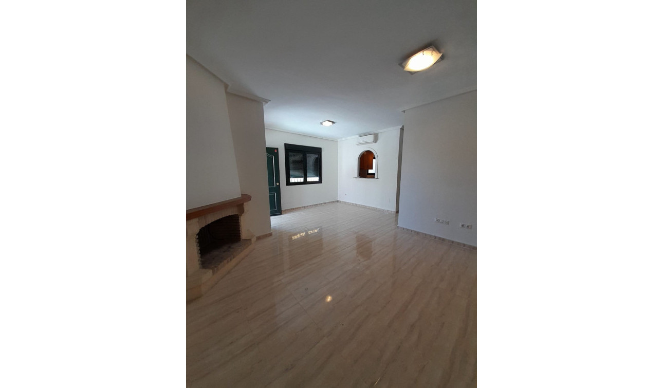 Herverkoop - Vrijstaande villa - Ciudad Quesada