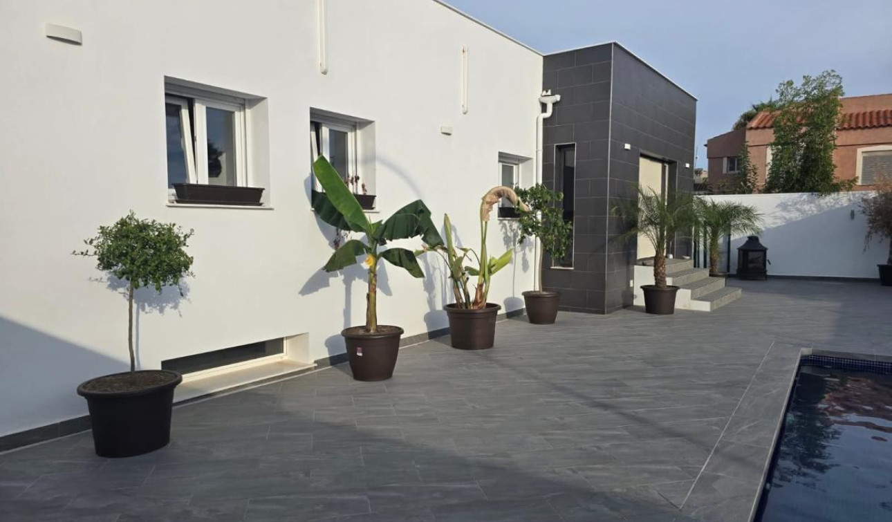 Herverkoop - Vrijstaande villa - Ciudad Quesada