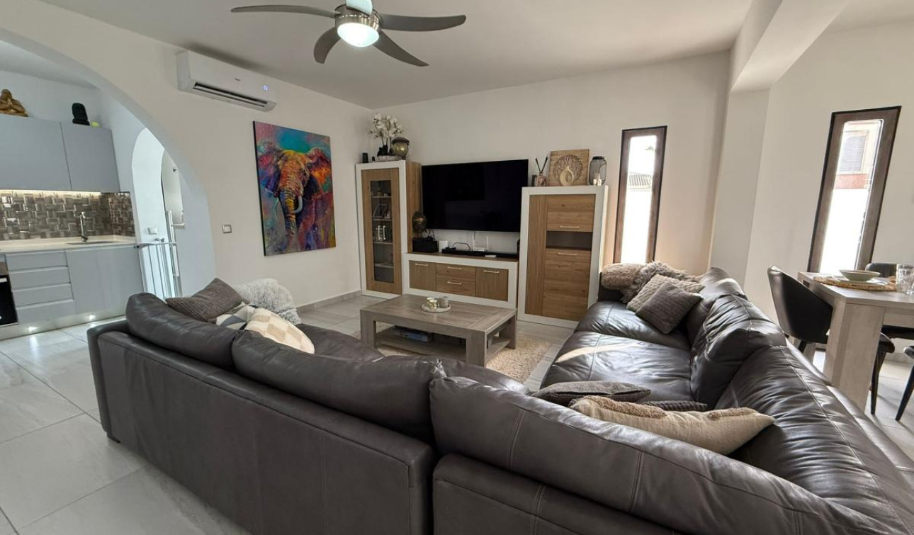 Herverkoop - Vrijstaande villa - Ciudad Quesada