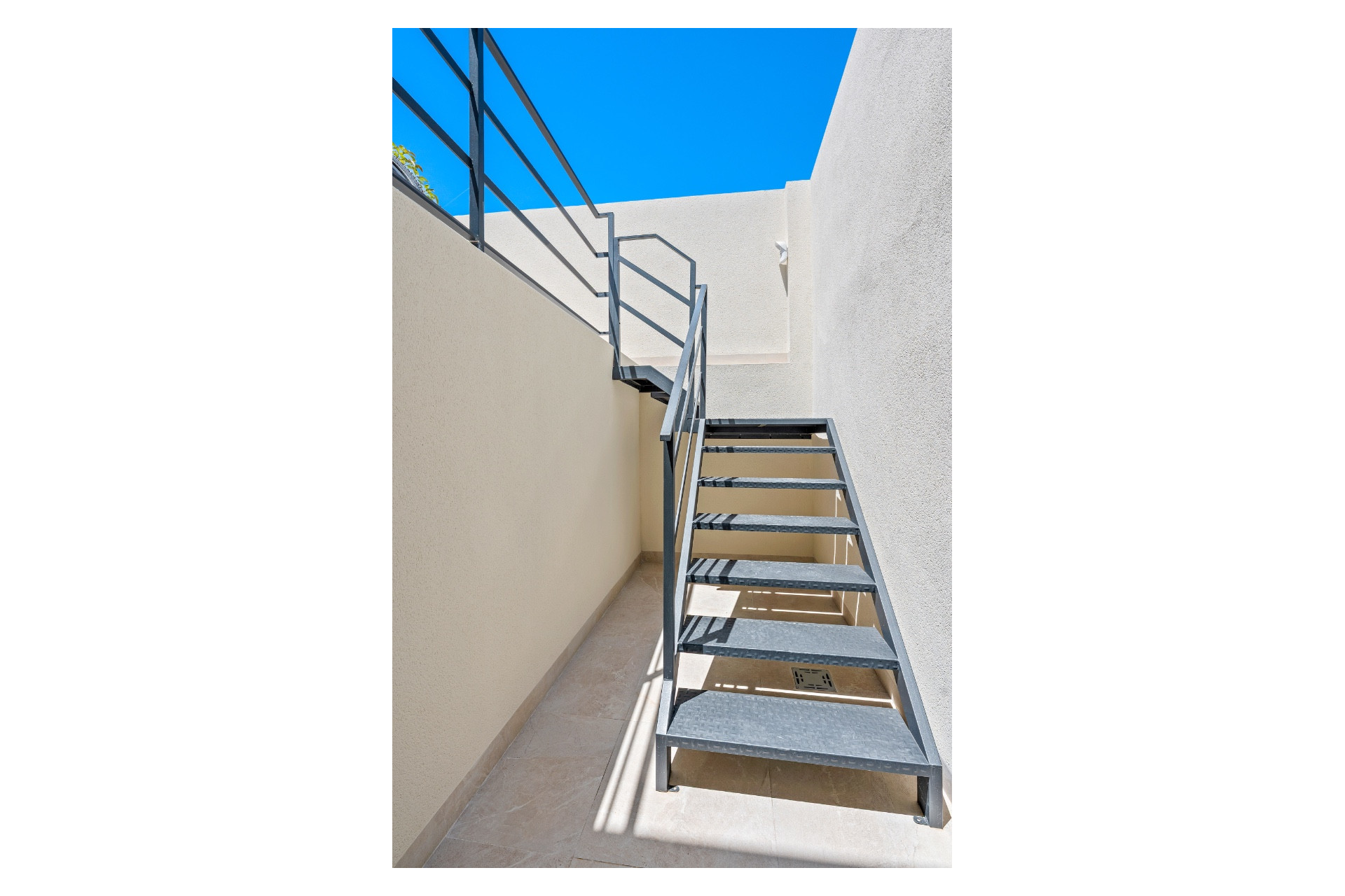 Herverkoop - Vrijstaande villa - Daya Nueva - Costa Blanca South
