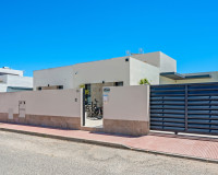 Herverkoop - Vrijstaande villa - Daya Nueva - Costa Blanca South
